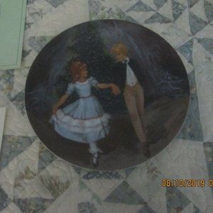 VILETTA THE NUTCRACKER BALLET COLLECTION PLATES V AND VI numbered originals (2)
